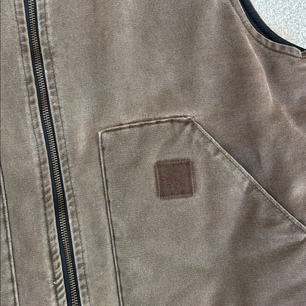 Vintage Carhartt Vest VO2 CHT Quilted Liner Union Made USA Work Wear Men's Large